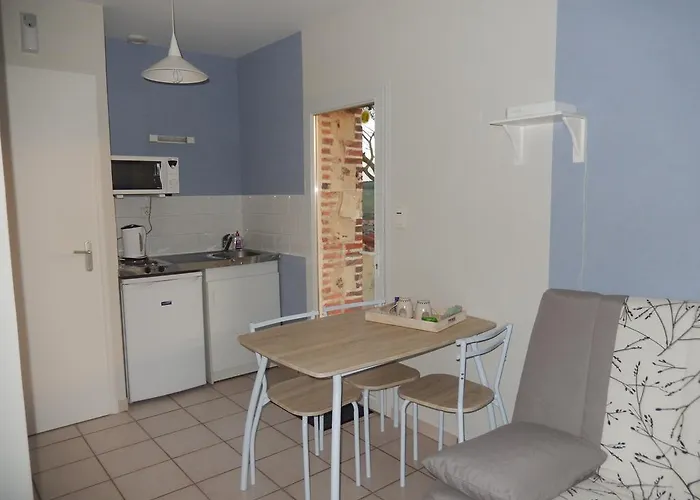 D'hôtes Antézière 3*